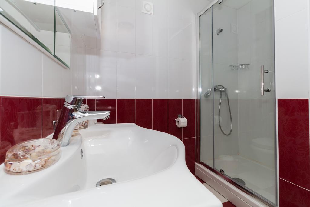 Apartments Villa-Ines Center Vodice Ngoại thất bức ảnh