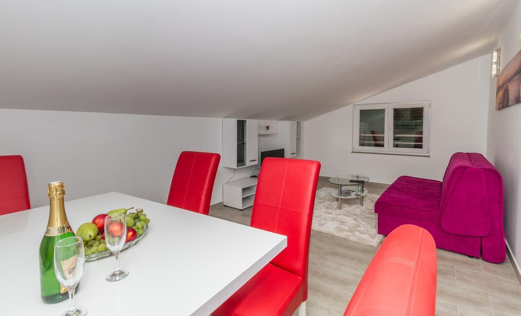 Apartments Villa-Ines Center Vodice Ngoại thất bức ảnh