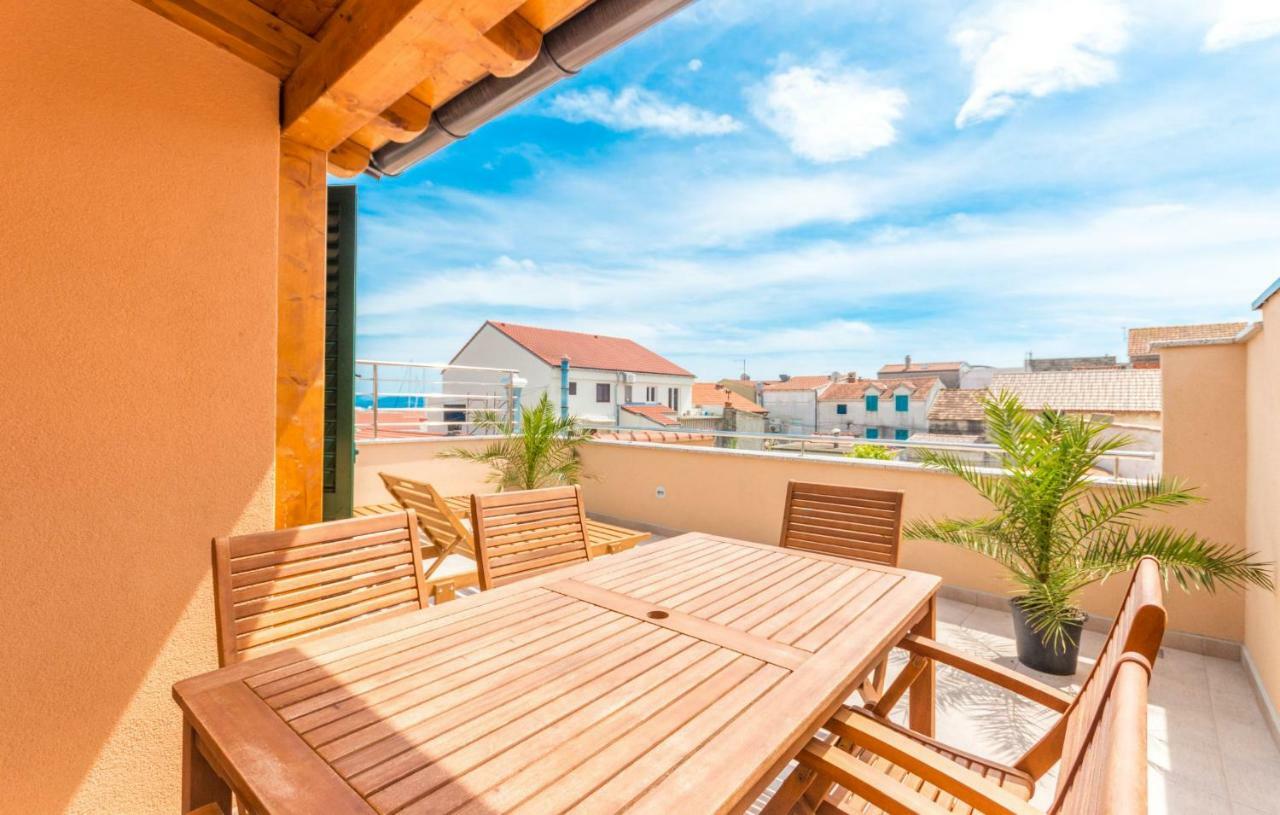 Apartments Villa-Ines Center Vodice Ngoại thất bức ảnh